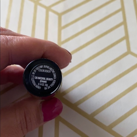 Lancome Color Design Lipstick (126 Natural Beauty) - Picture 5 of 6